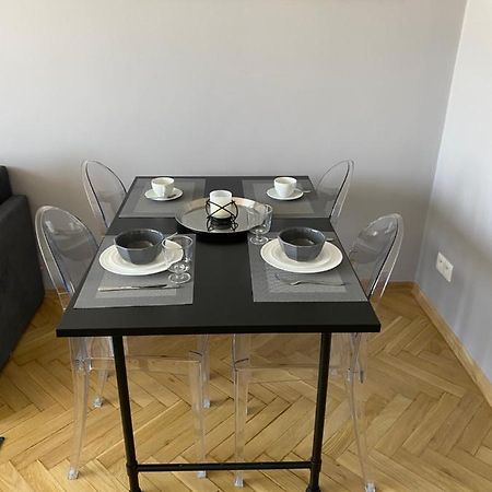 Apartament Emilian Apartment Warsaw Ngoại thất bức ảnh